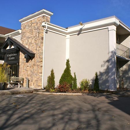 The Hotel On Pownal Charlottetown Exterior photo